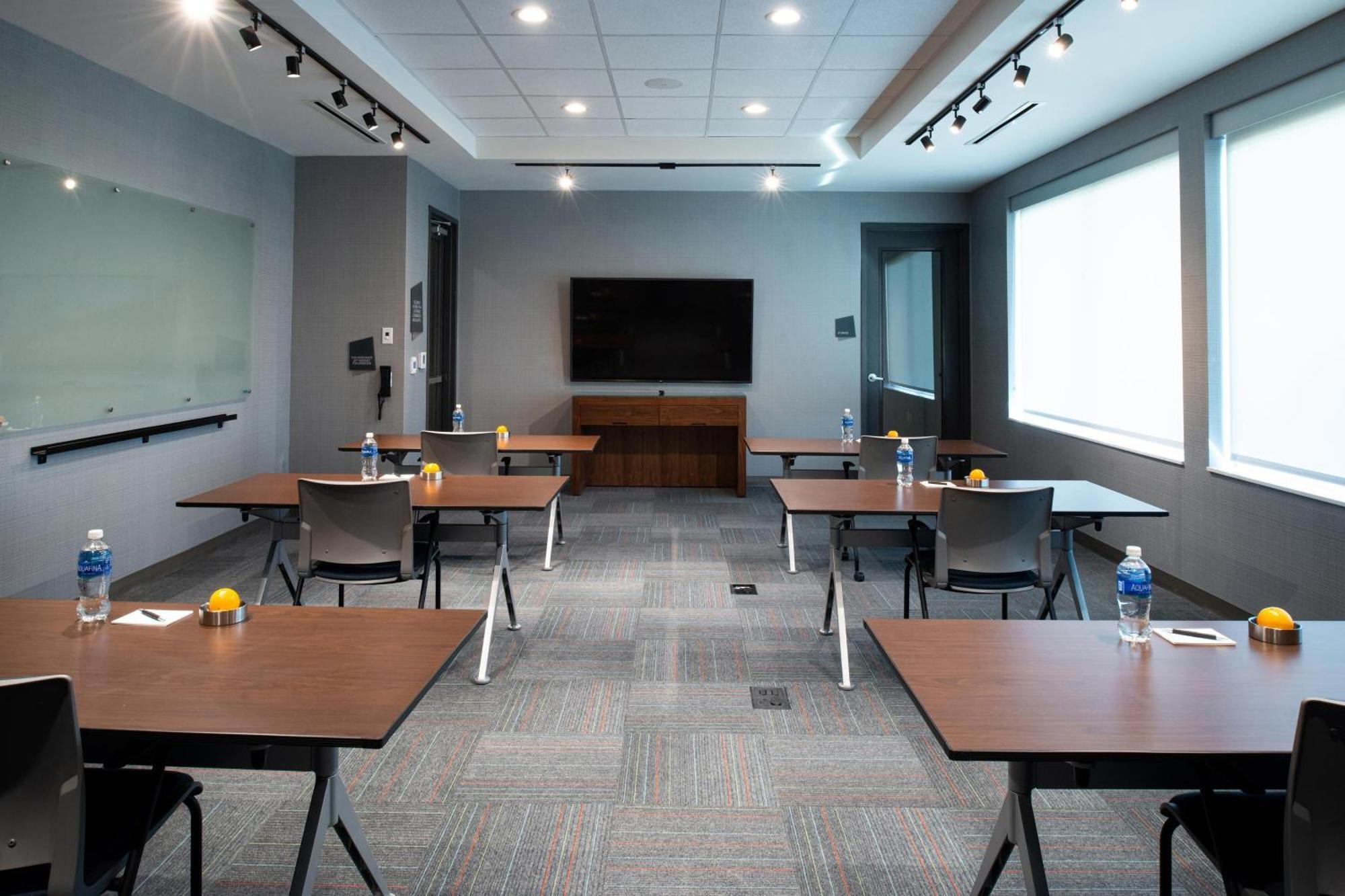 Aloft North Kansas City Ngoại thất bức ảnh